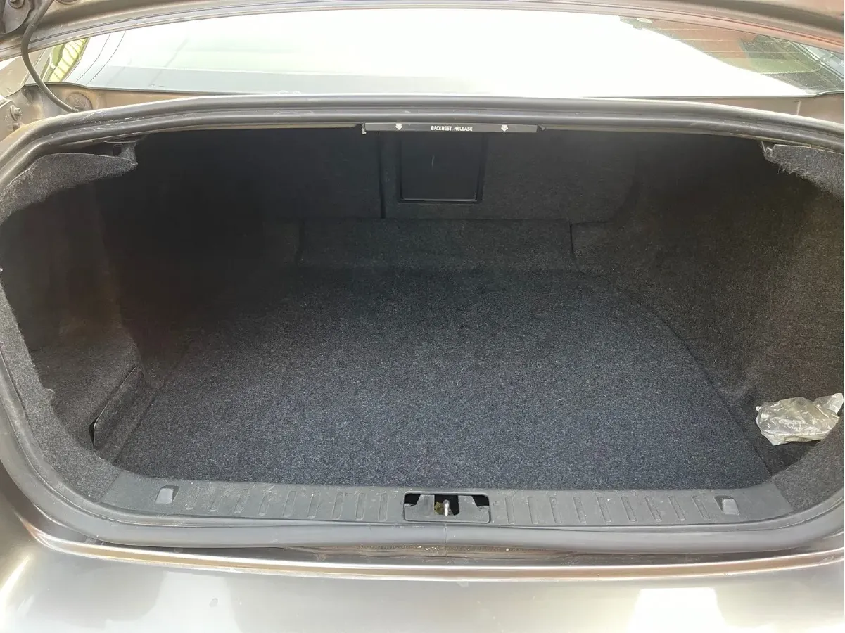 2011 Volvo S80L 2.0T 203HP L4 6DCT,autocango,china used car exporter,china ev exporter,chinese used car exporter,chinese used ev exporter