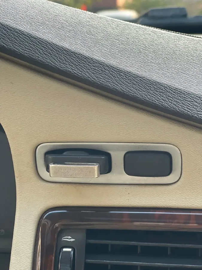 2011 Volvo S80L 2.0T 203HP L4 6DCT,autocango,china used car exporter,china ev exporter,chinese used car exporter,chinese used ev exporter