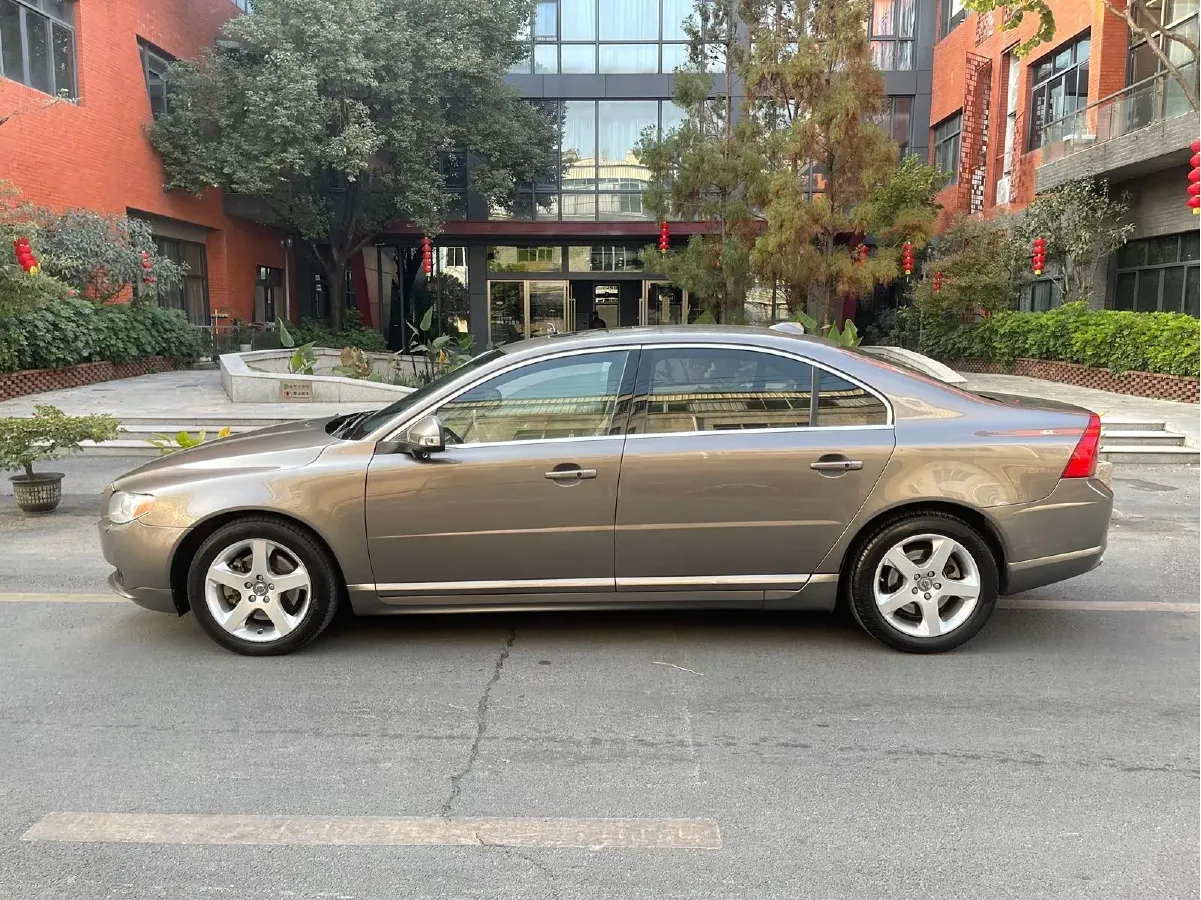 2011 Volvo S80L 2.0T 203HP L4 6DCT,autocango,china used car exporter,china ev exporter,chinese used car exporter,chinese used ev exporter