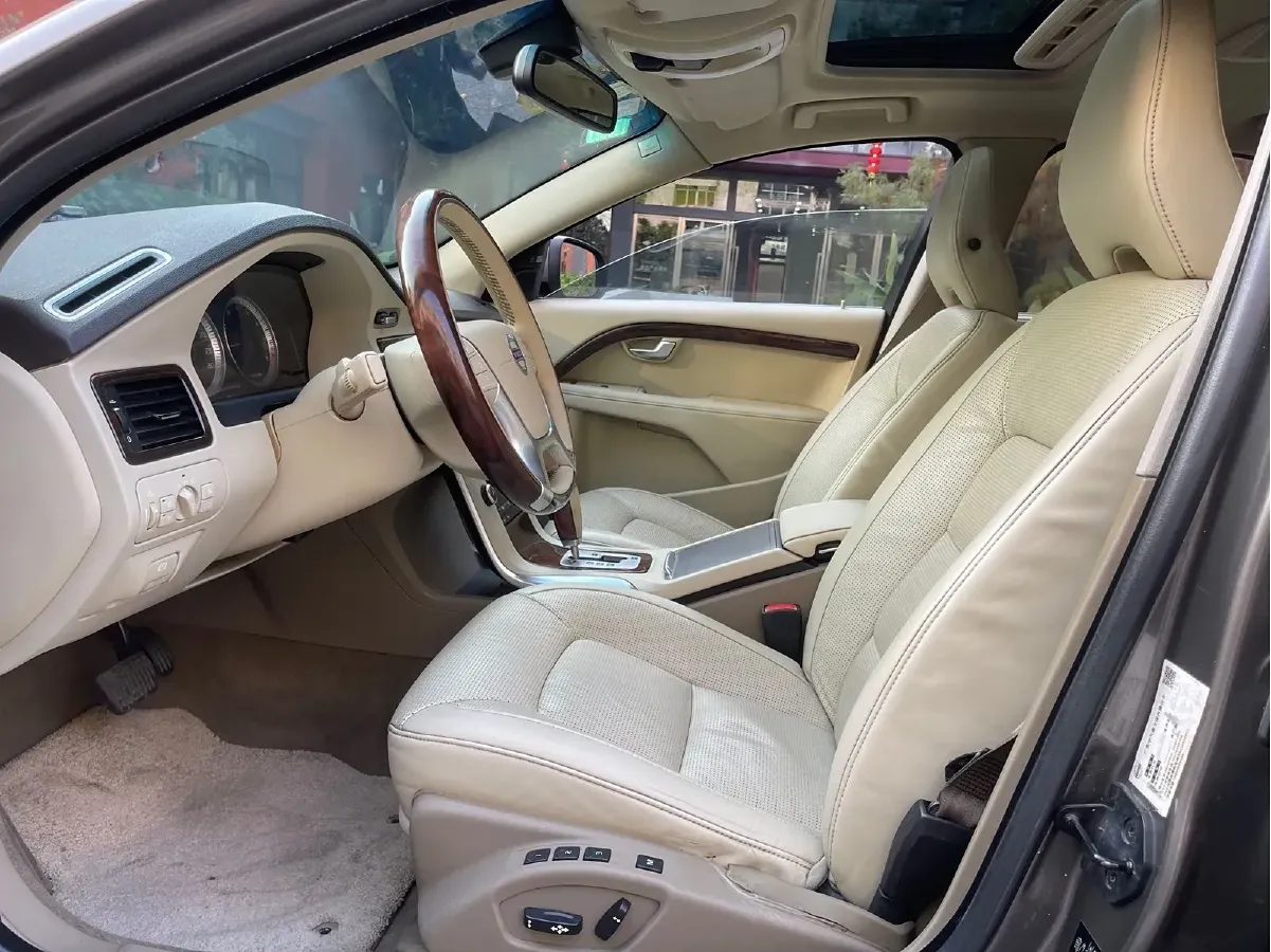 2011 Volvo S80L 2.0T 203HP L4 6DCT,autocango,china used car exporter,china ev exporter,chinese used car exporter,chinese used ev exporter