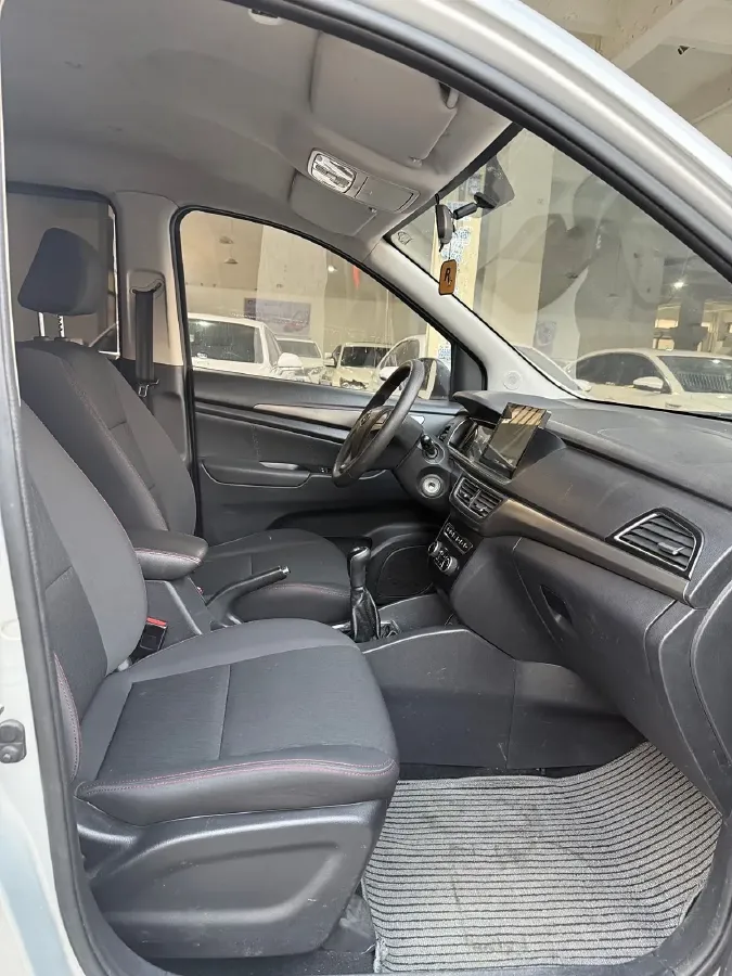 2017 ChangAn Kaicene A600 1.5L 114HP L4 5MT,autocango,china used car exporter,china ev exporter,chinese used car exporter,chinese used ev exporter