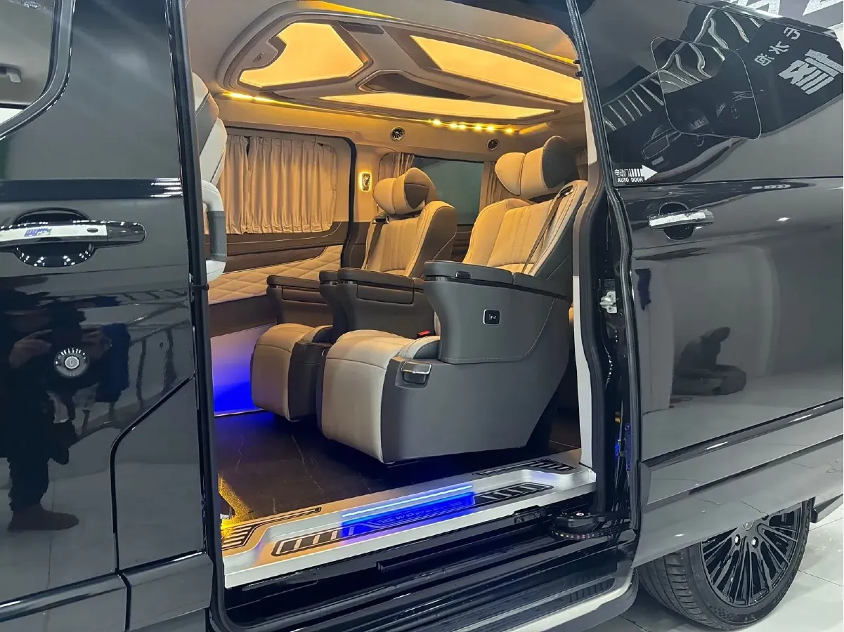 2023 JunTian HeiWuShi Youth 2.0T 220HP L4 9AT,autocango,china used car exporter,china ev exporter,chinese used car exporter,chinese used ev exporter