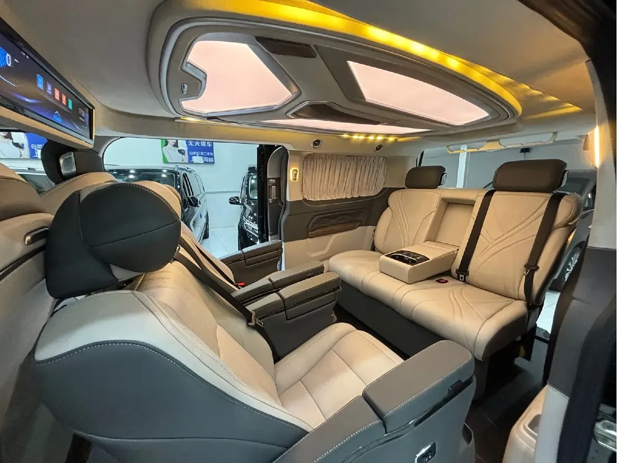 2023 JunTian HeiWuShi Youth 2.0T 220HP L4 9AT,autocango,china used car exporter,china ev exporter,chinese used car exporter,chinese used ev exporter