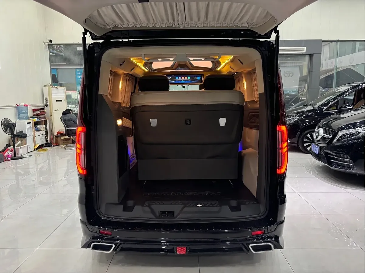 2023 JunTian HeiWuShi Youth 2.0T 220HP L4 9AT,autocango,china used car exporter,china ev exporter,chinese used car exporter,chinese used ev exporter