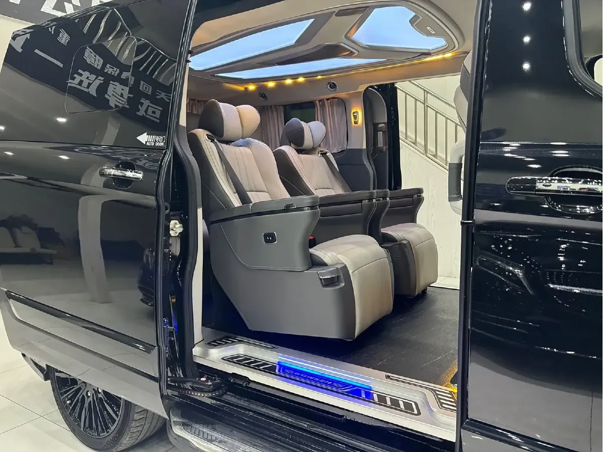 2023 JunTian HeiWuShi Youth 2.0T 220HP L4 9AT,autocango,china used car exporter,china ev exporter,chinese used car exporter,chinese used ev exporter