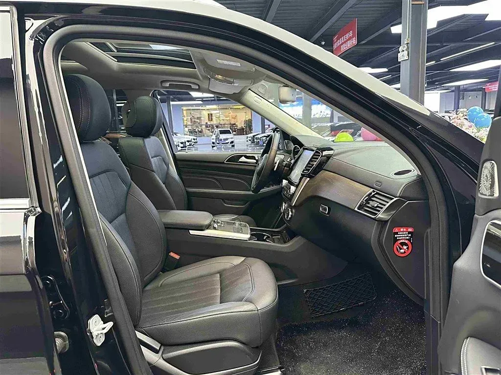 2020 BeiJing BJ90 3.0T 333HP V6 9AT,autocango,china used car exporter,china ev exporter,chinese used car exporter,chinese used ev exporter