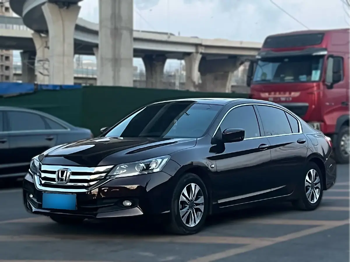 2014 Honda Accord 2.0L 155HP L4 CVT