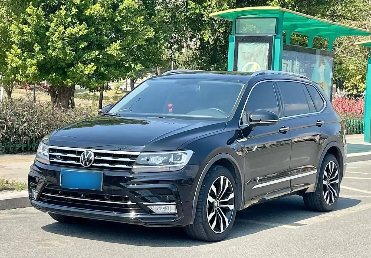 2021 Volkswagen Tiguan L 2.0T 186HP L4 7DCT