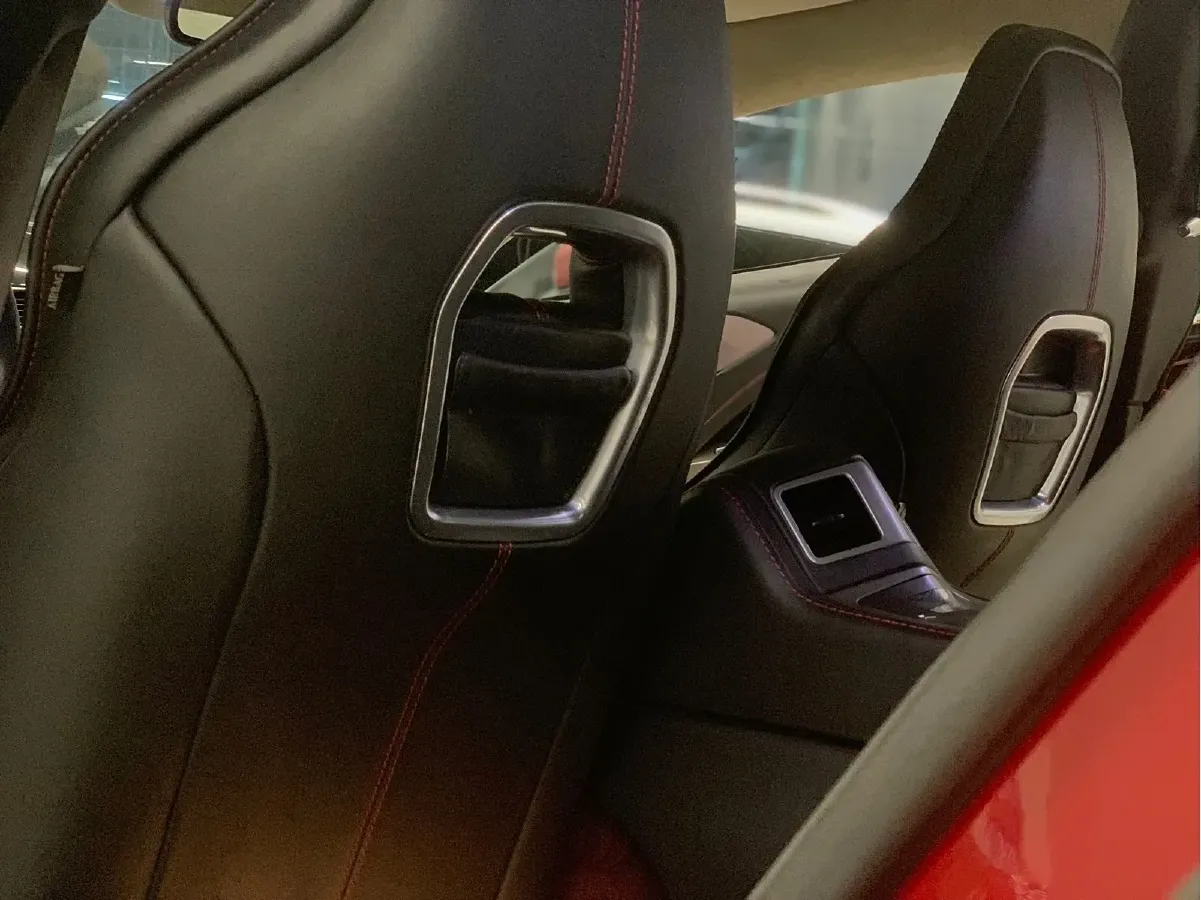 2010 Aston Martin Rapide 6.0L 477HP V12 6AT,autocango,china used car exporter,china ev exporter,chinese used car exporter,chinese used ev exporter