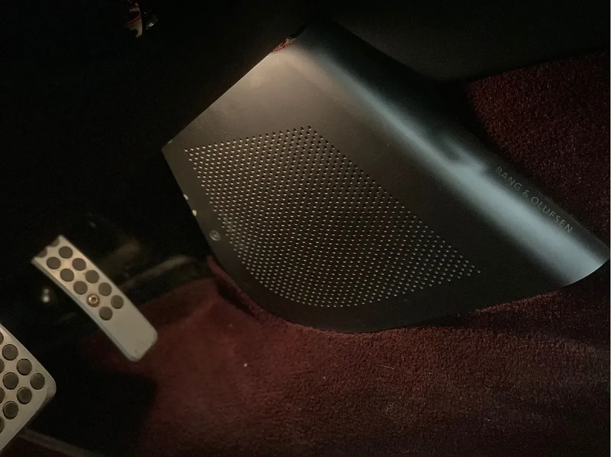 2010 Aston Martin Rapide 6.0L 477HP V12 6AT,autocango,china used car exporter,china ev exporter,chinese used car exporter,chinese used ev exporter