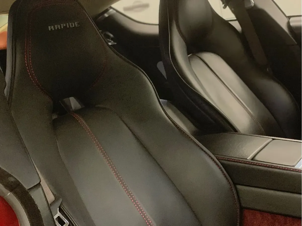 2010 Aston Martin Rapide 6.0L 477HP V12 6AT,autocango,china used car exporter,china ev exporter,chinese used car exporter,chinese used ev exporter