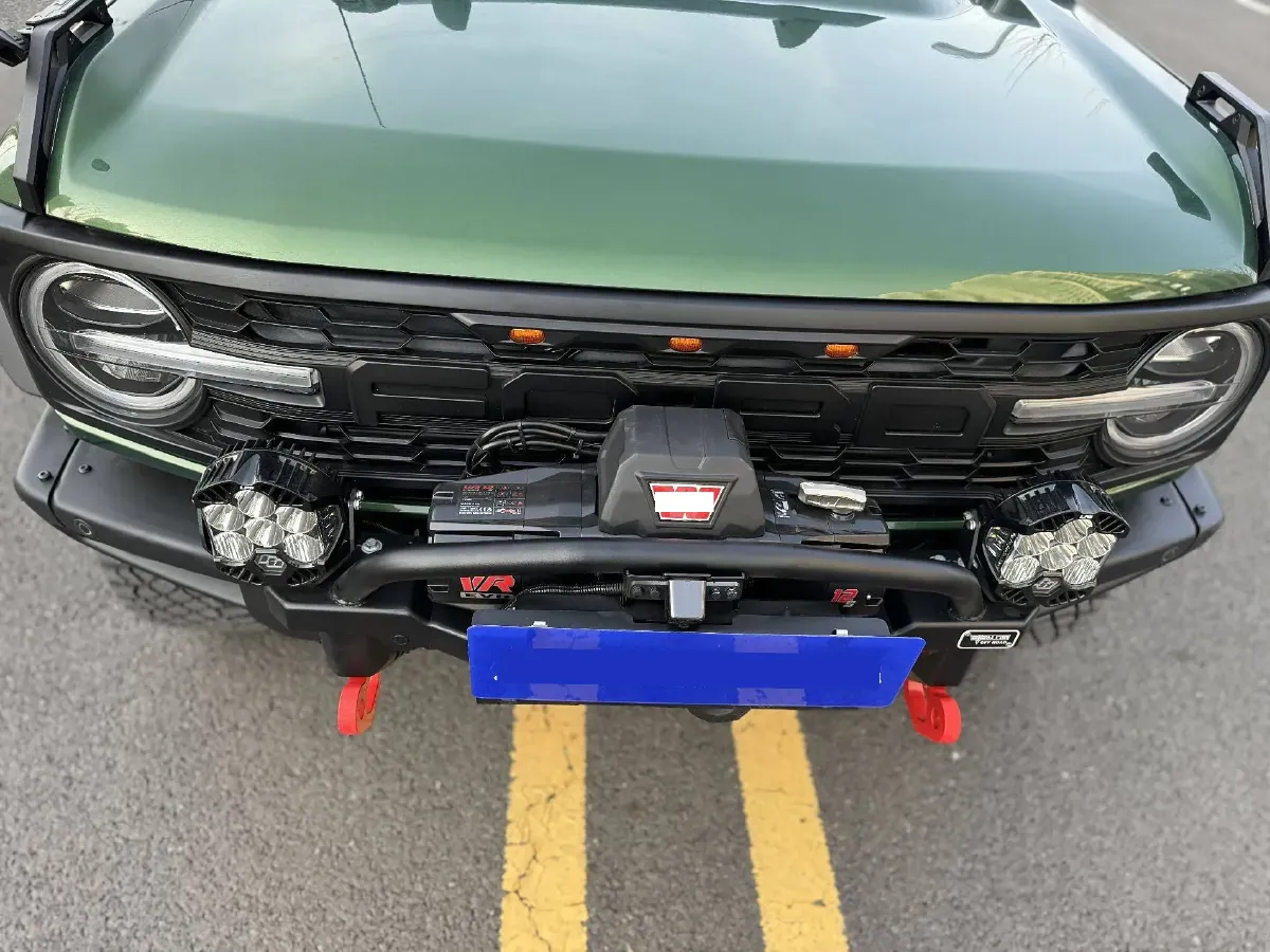 2024 Ford Bronco 2.3T 275HP L4 10AT,autocango,china used car exporter,china ev exporter,chinese used car exporter,chinese used ev exporter