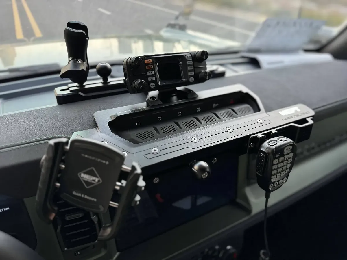 2024 Ford Bronco 2.3T 275HP L4 10AT,autocango,china used car exporter,china ev exporter,chinese used car exporter,chinese used ev exporter