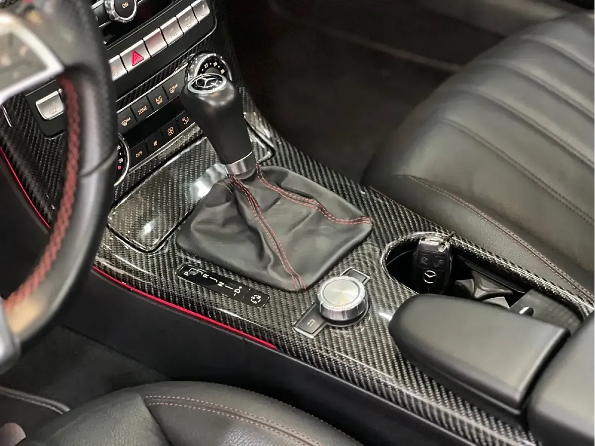 2011 Mercedes-Benz SLK Class 3.5L 306HP V6 7AT,autocango,china used car exporter,china ev exporter,chinese used car exporter,chinese used ev exporter