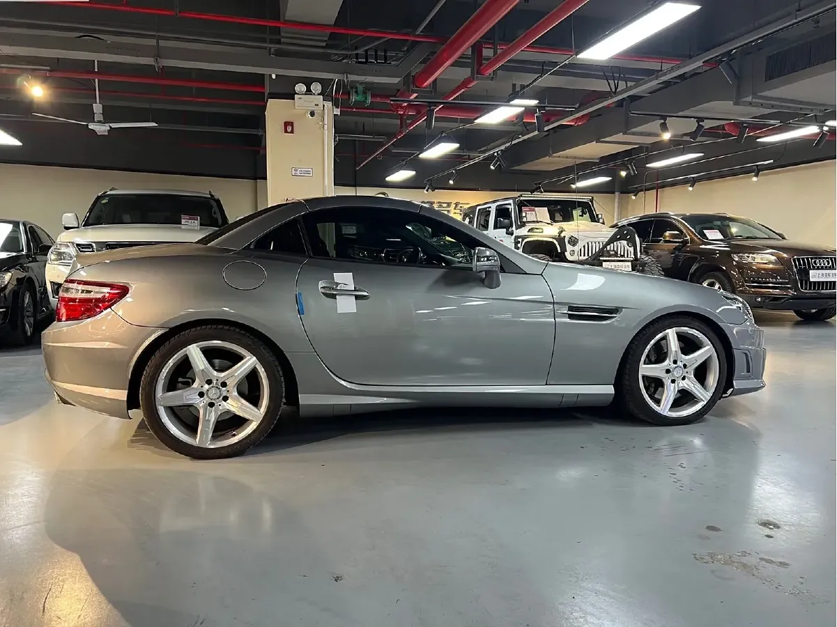 2011 Mercedes-Benz SLK Class 3.5L 306HP V6 7AT,autocango,china used car exporter,china ev exporter,chinese used car exporter,chinese used ev exporter