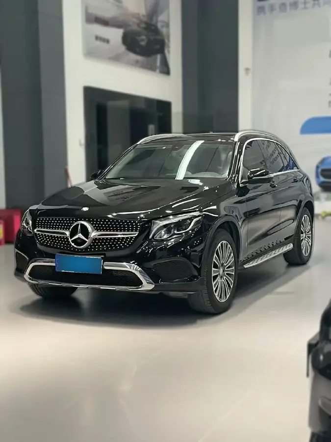 2016 Mercedes-Benz GLC Class 2.0T 184HP L4 9AT