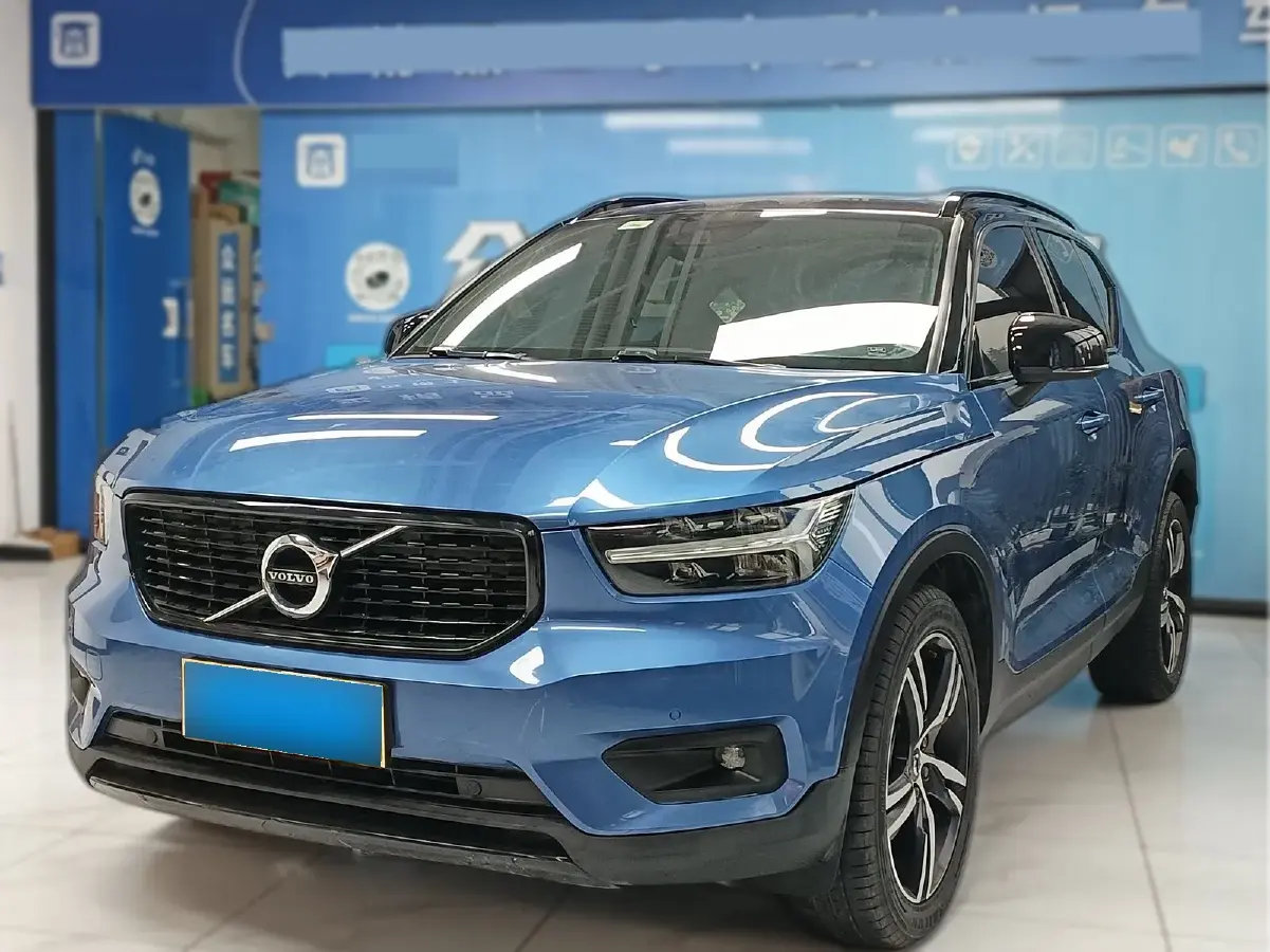 2020 Volvo XC40 2.0T 190HP L4 8AT