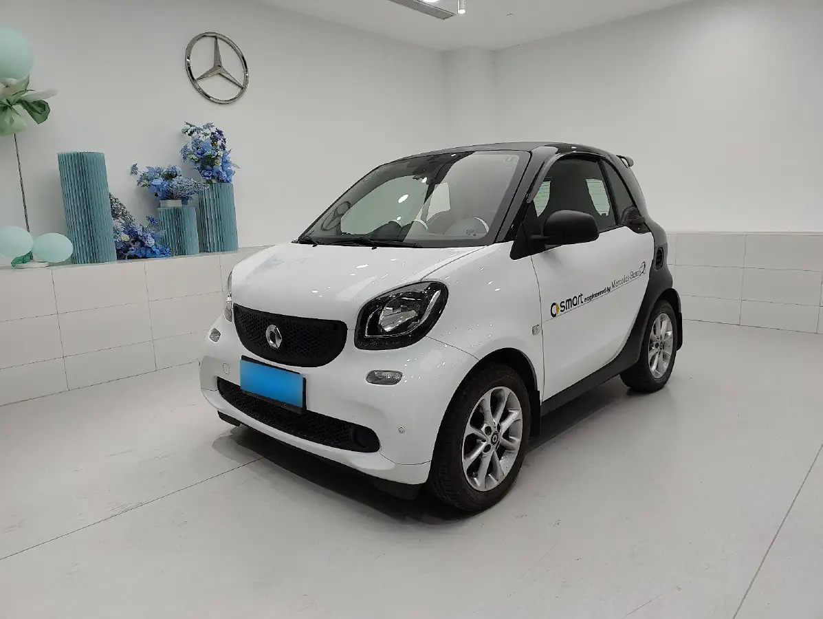 2015 Smart smart fortwo 1.0L 71HP L3 6DCT