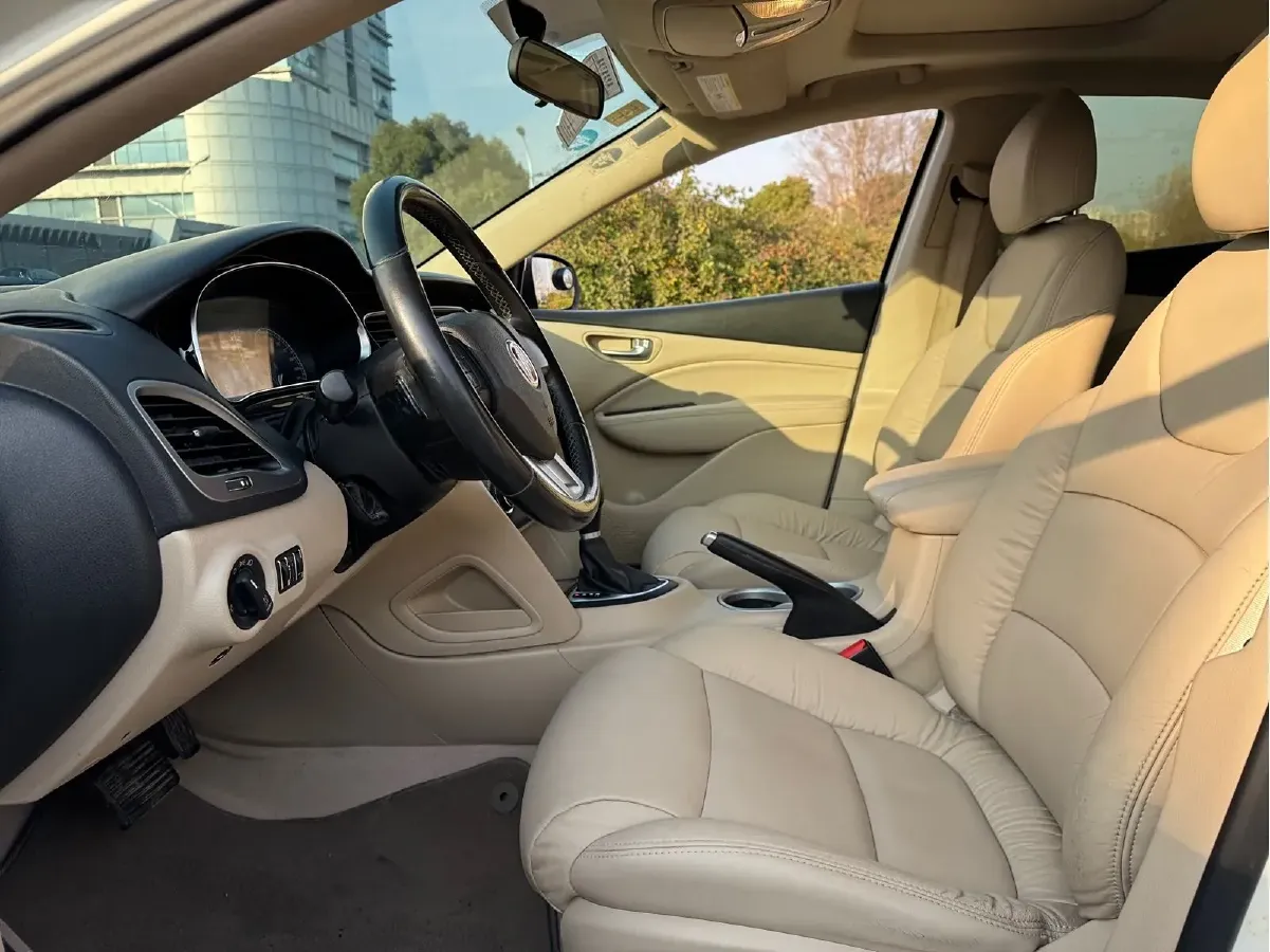 2012 Fiat Viaggio 1.4T 120HP L4 6DCT,autocango,china used car exporter,china ev exporter,chinese used car exporter,chinese used ev exporter