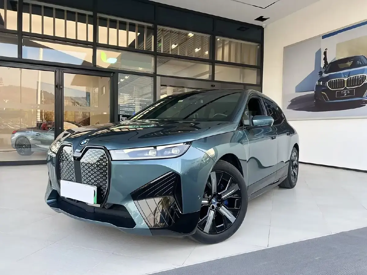 2022 BMW iX BEV 76.6KWH