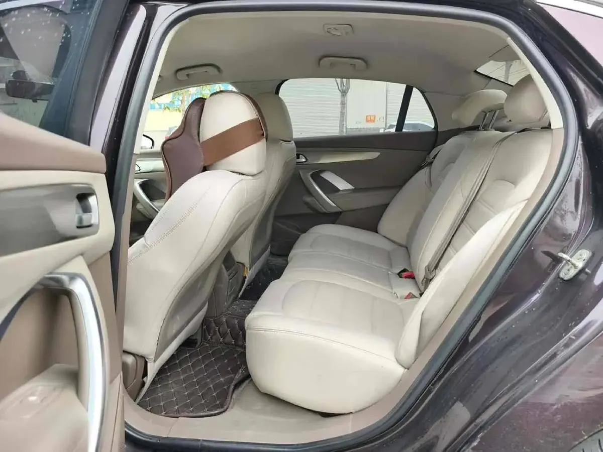 2015 DS 5LS 1.6T 163HP L4 6AT,autocango,china used car exporter,china ev exporter,chinese used car exporter,chinese used ev exporter