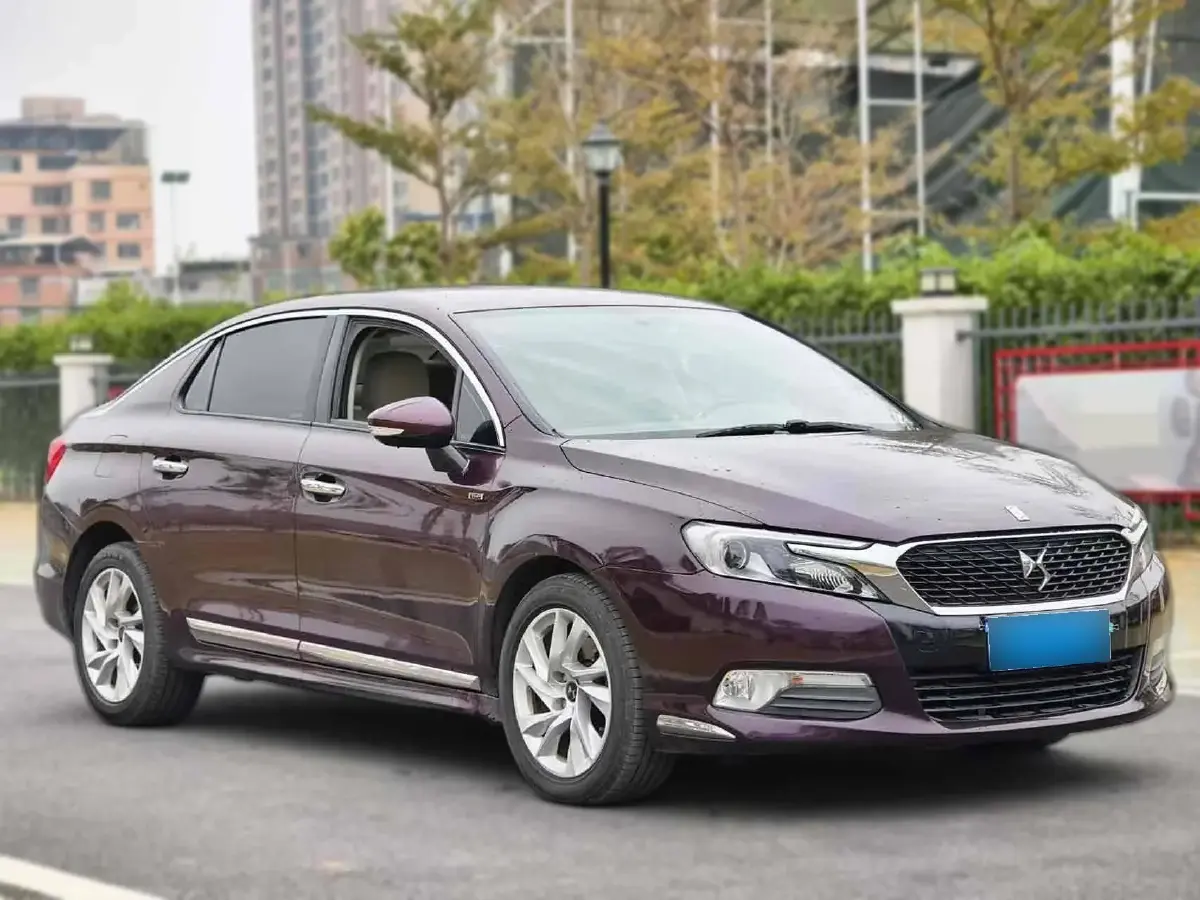 2015 DS 5LS 1.6T 163HP L4 6AT