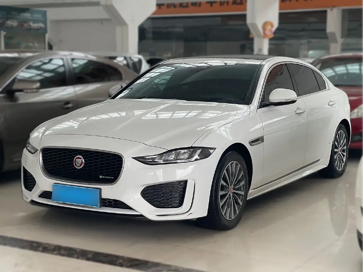 2021 Jaguar XEL 2.0T 200HP L4 8AT