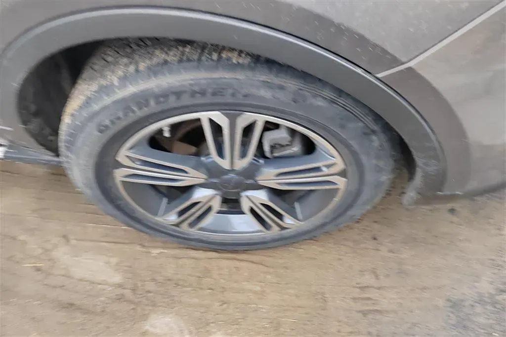 2017 Leopaard CS10 2.0T 177HP L4 6DCT,autocango,china used car exporter,china ev exporter,chinese used car exporter,chinese used ev exporter