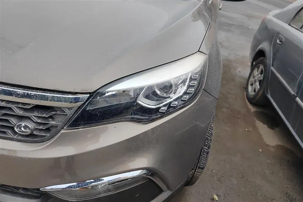 2017 Leopaard CS10 2.0T 177HP L4 6DCT,autocango,china used car exporter,china ev exporter,chinese used car exporter,chinese used ev exporter