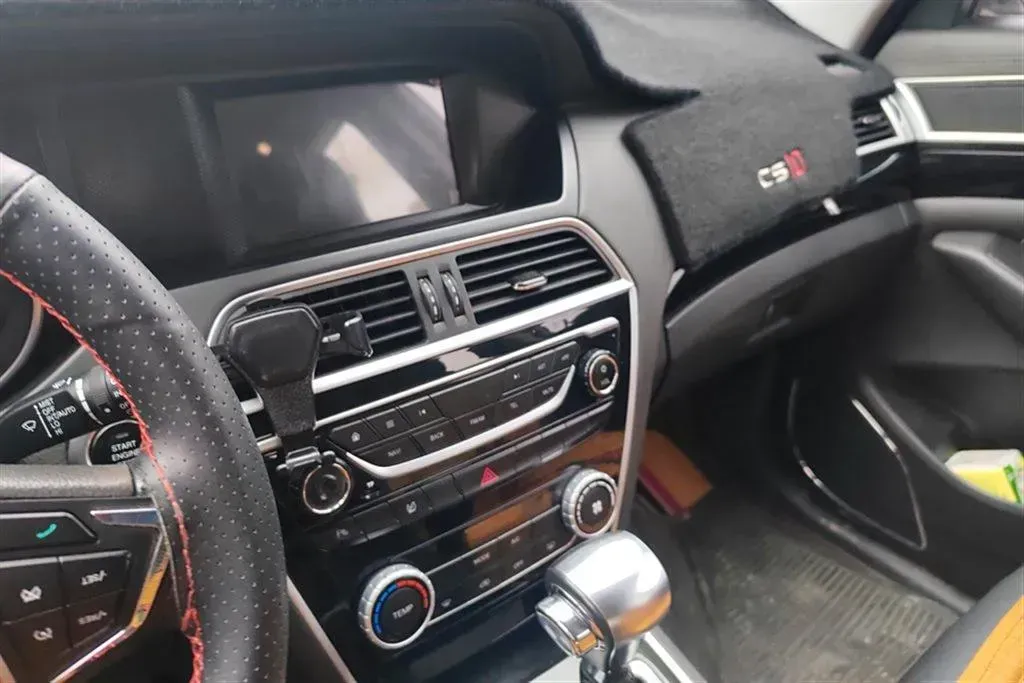 2017 Leopaard CS10 2.0T 177HP L4 6DCT,autocango,china used car exporter,china ev exporter,chinese used car exporter,chinese used ev exporter