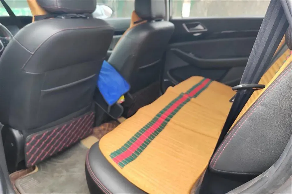 2017 Leopaard CS10 2.0T 177HP L4 6DCT,autocango,china used car exporter,china ev exporter,chinese used car exporter,chinese used ev exporter