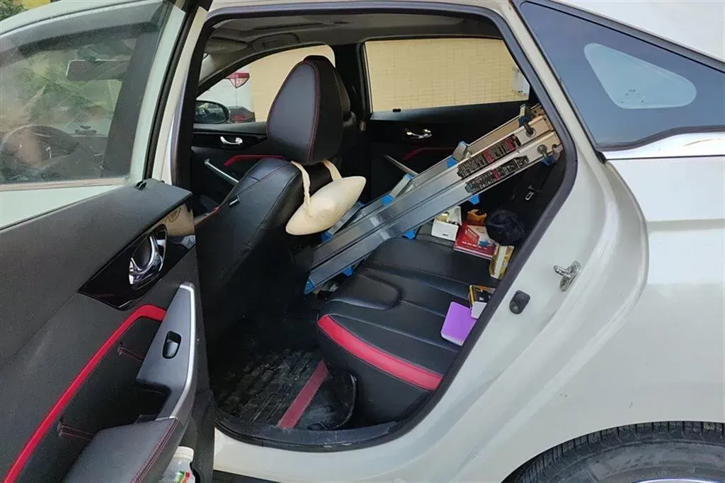 2020 Venucia D60 1.6L 126HP L4 CVT,autocango,china used car exporter,china ev exporter,chinese used car exporter,chinese used ev exporter