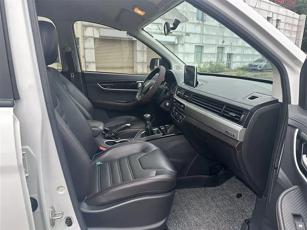 2020 DongFeng Forthing SX6 1.6L 122HP L4 5MT,autocango,china used car exporter,china ev exporter,chinese used car exporter,chinese used ev exporter