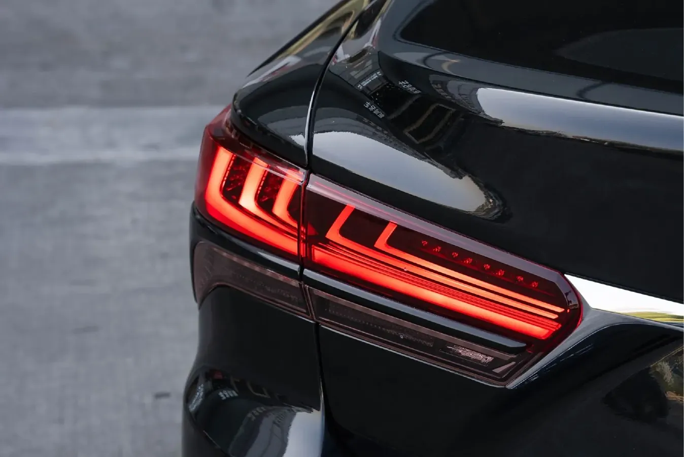 2021 Lexus LS 3.5L 299HP V6 E-CVT Hybrid,autocango,china used car exporter,china ev exporter,chinese used car exporter,chinese used ev exporter