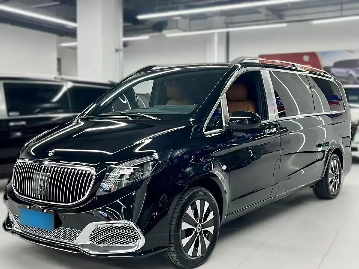 2023 Mercedes-Benz Vito 2.0T 211HP L4 9AT