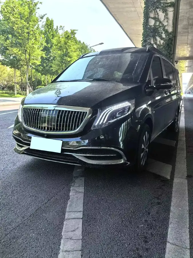 2021 Mercedes-Benz Vito 2.0T 211HP L4 9AT