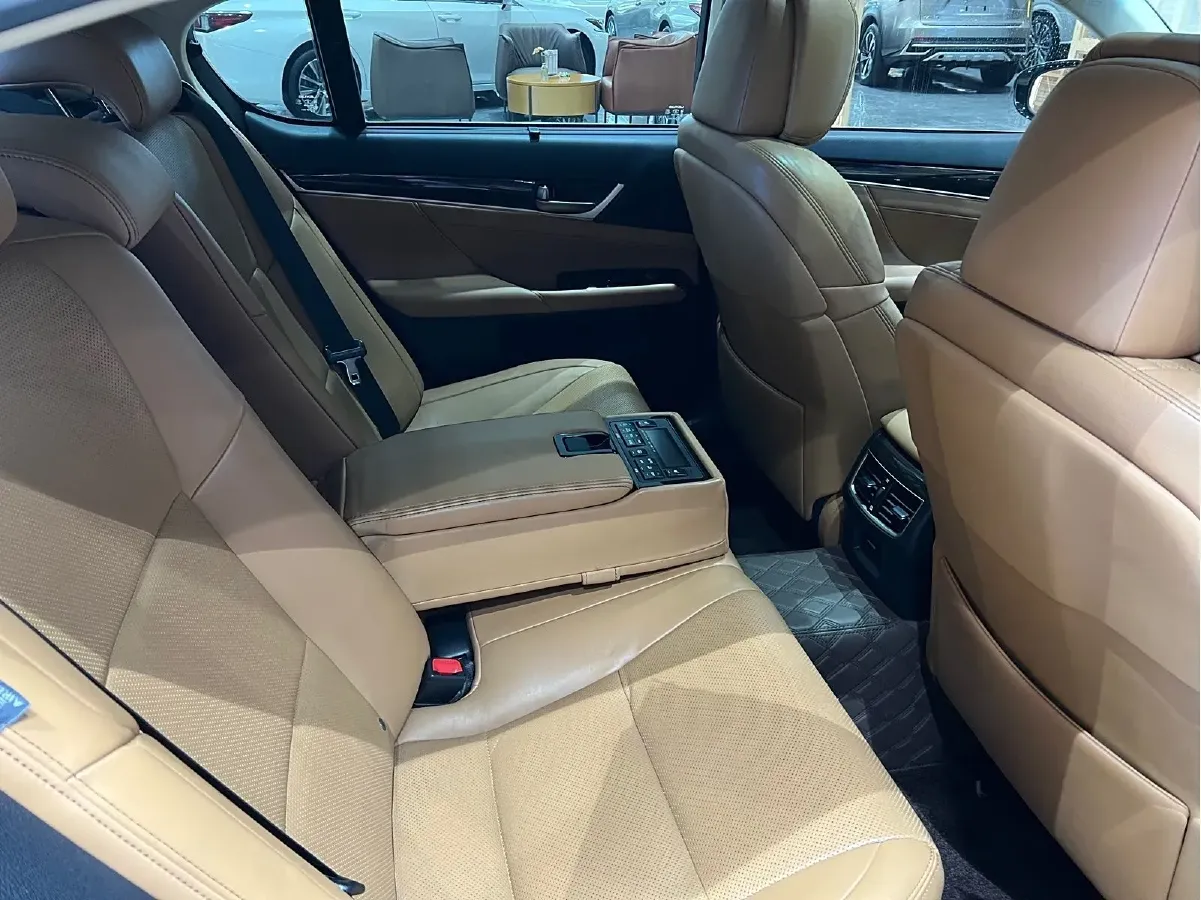 2014 Lexus GS 3.5L 317HP V6 6AT,autocango,china used car exporter,china ev exporter,chinese used car exporter,chinese used ev exporter