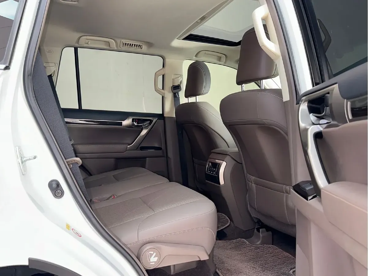 2015 Lexus GX 4.0L 275HP V6 5AT,autocango,china used car exporter,china ev exporter,chinese used car exporter,chinese used ev exporter