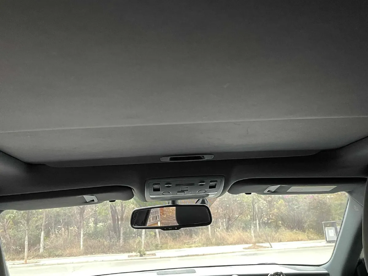 2015 Lexus IS 2.0T 245HP L4 8AT,autocango,china used car exporter,china ev exporter,chinese used car exporter,chinese used ev exporter