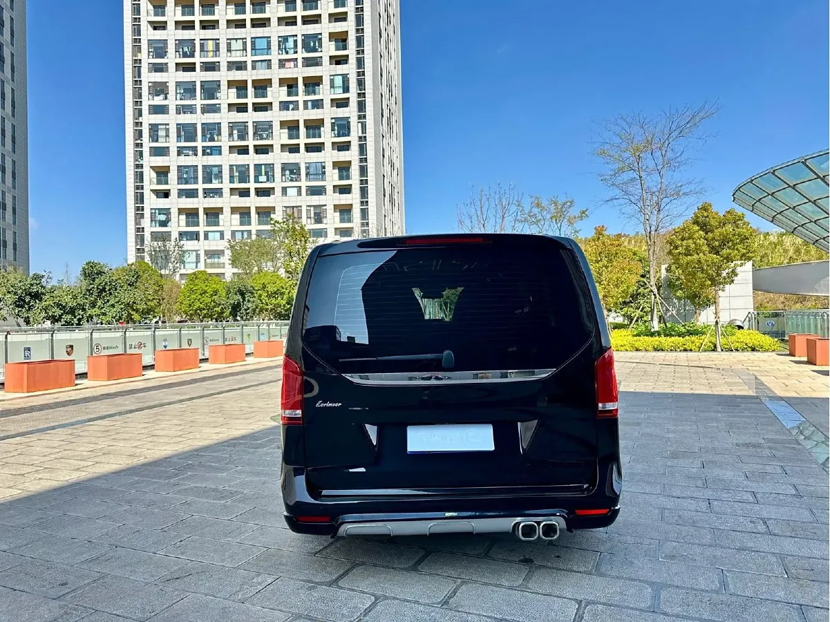2019 Lorinser VS Series 2.0T 211HP L4 7AT,autocango,china used car exporter,china ev exporter,chinese used car exporter,chinese used ev exporter