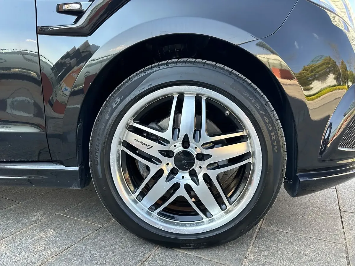 2019 Lorinser VS Series 2.0T 211HP L4 7AT,autocango,china used car exporter,china ev exporter,chinese used car exporter,chinese used ev exporter