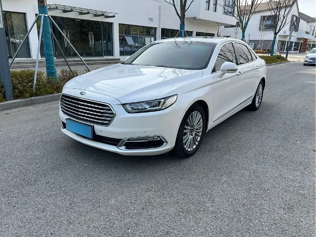 2017 Ford Taurus 2.0T 245HP L4 6AT