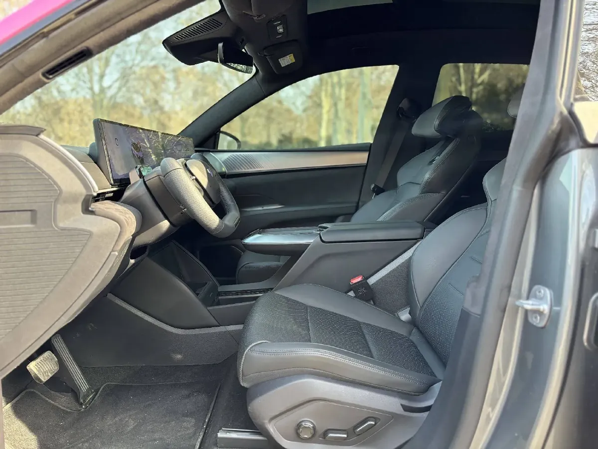 2024 JiYue 01 BEV 100KWH,autocango,china used car exporter,china ev exporter,chinese used car exporter,chinese used ev exporter