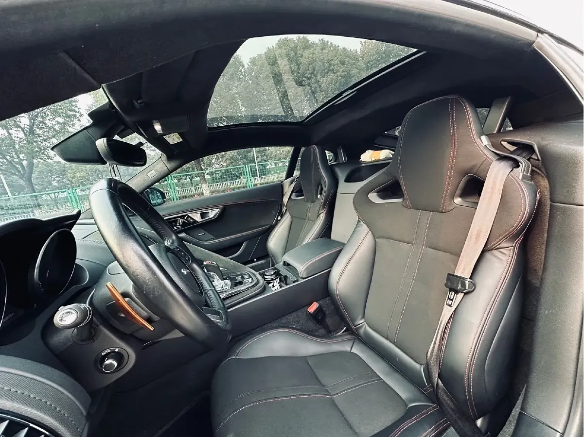 2016 Jaguar F-TYPE 3.0T 340HP V6 8AT,autocango,china used car exporter,china ev exporter,chinese used car exporter,chinese used ev exporter