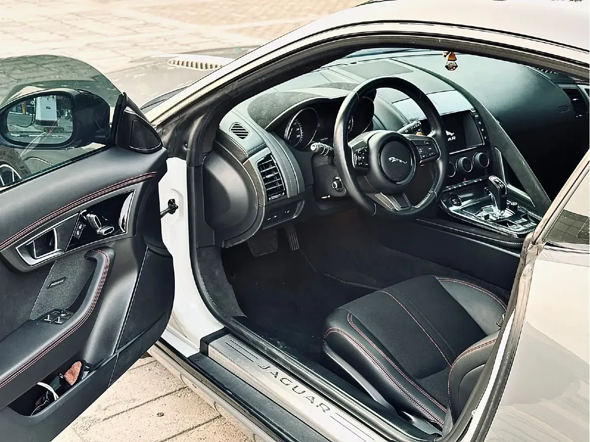 2016 Jaguar F-TYPE 3.0T 340HP V6 8AT,autocango,china used car exporter,china ev exporter,chinese used car exporter,chinese used ev exporter