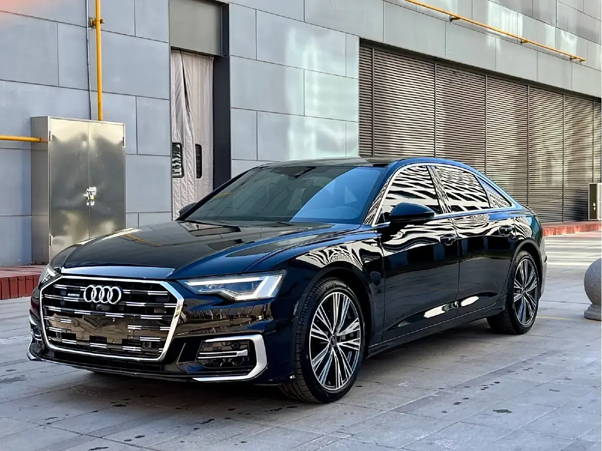 2023 Audi A6L 2.0T 245HP L4 7DCT