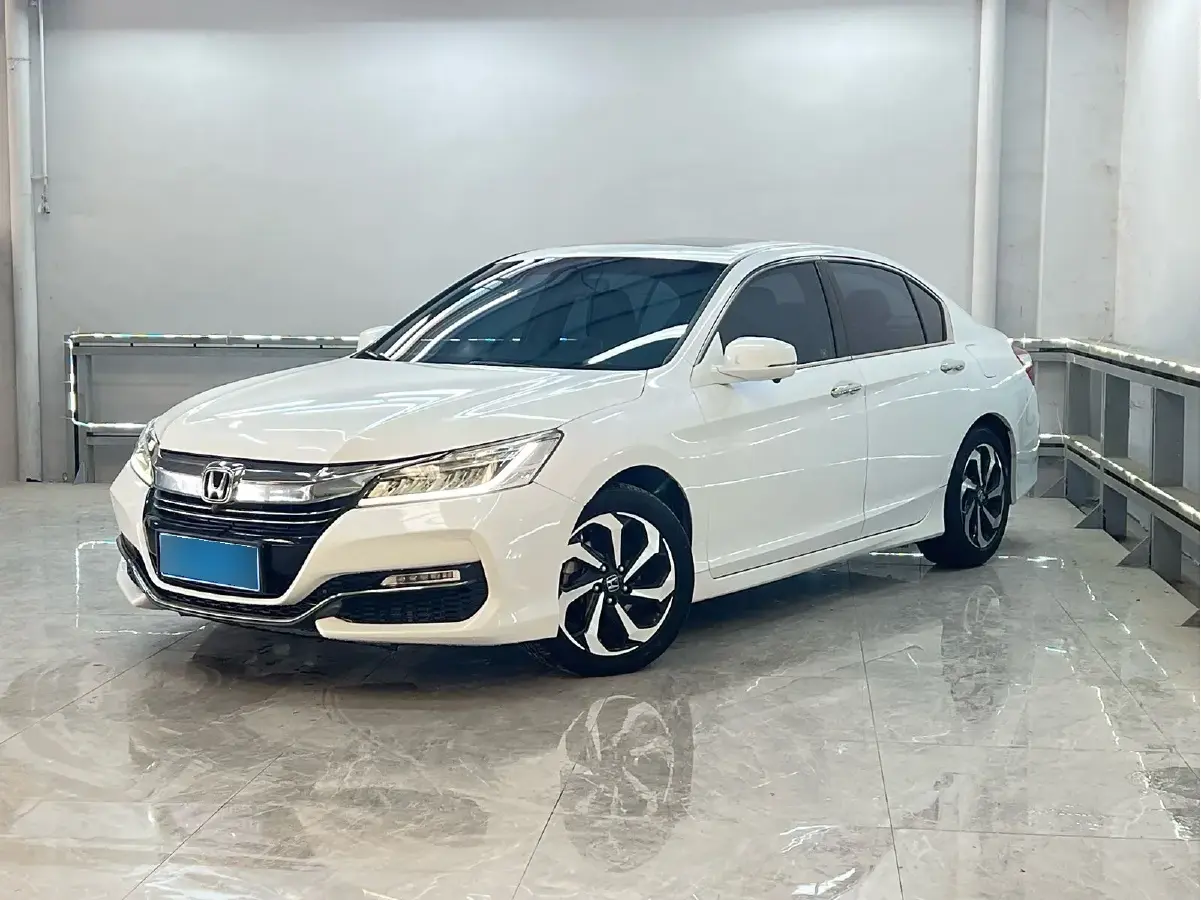 2016 Honda Accord 2.4L 186HP L4 CVT
