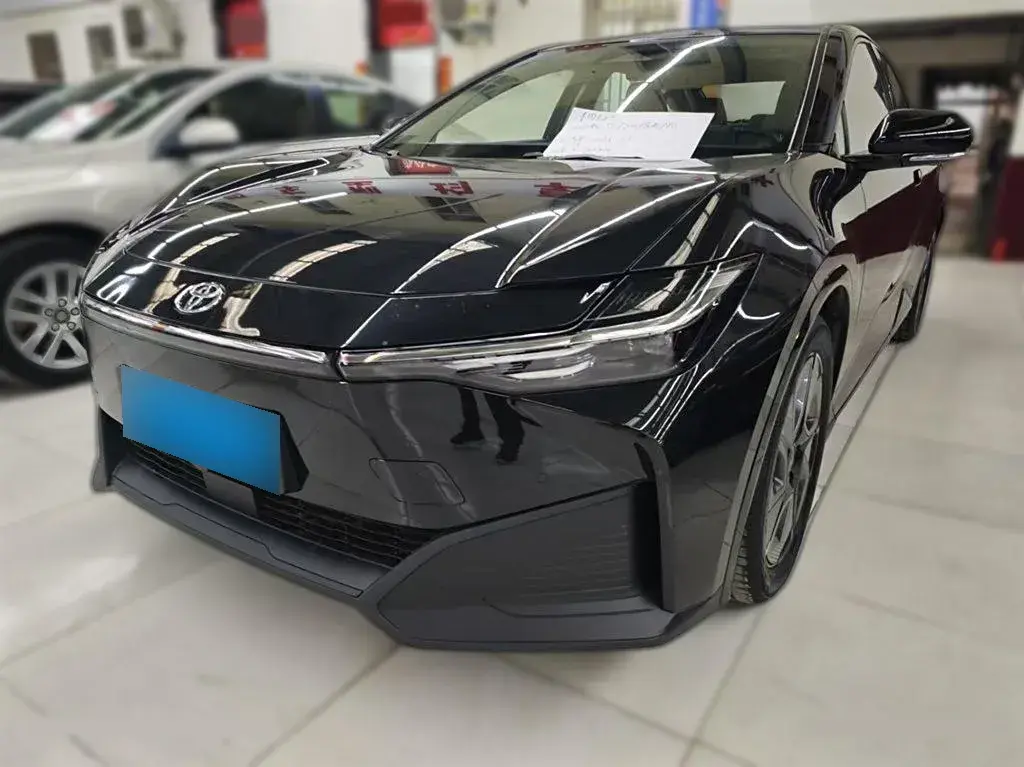 2024 Toyota bZ3 BEV 49.92KWH