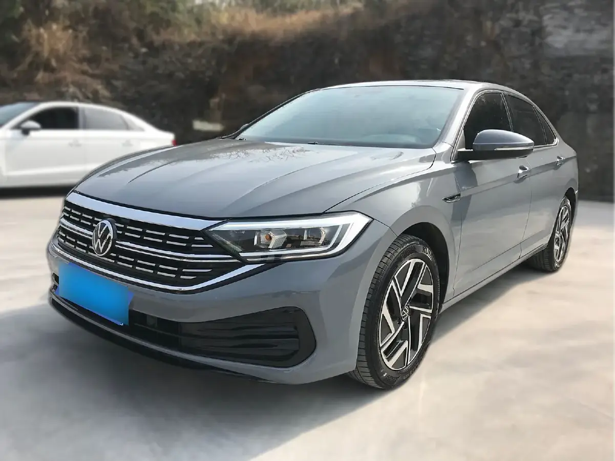 2023 Volkswagen Sagitar 1.4T 150HP L4 7DCT