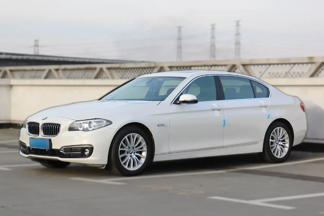 2014 BMW 5 Series 2.0T 218HP L4 8AT